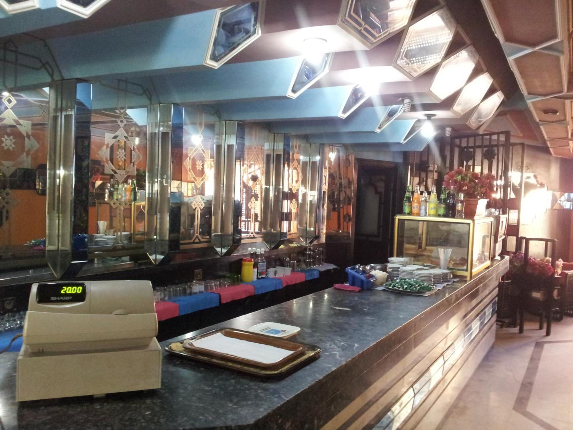 Hotel La Giralda Nador Buitenkant foto