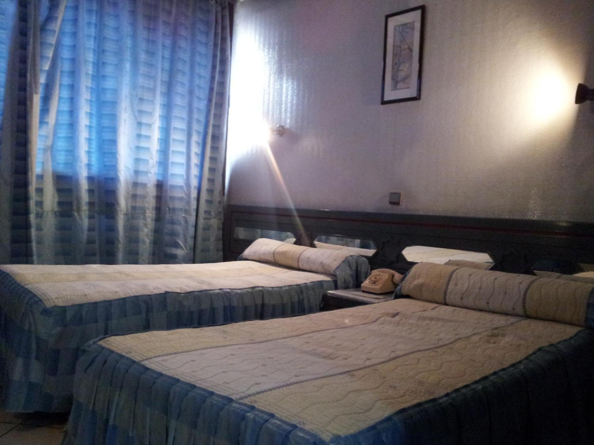 Hotel La Giralda Nador Buitenkant foto
