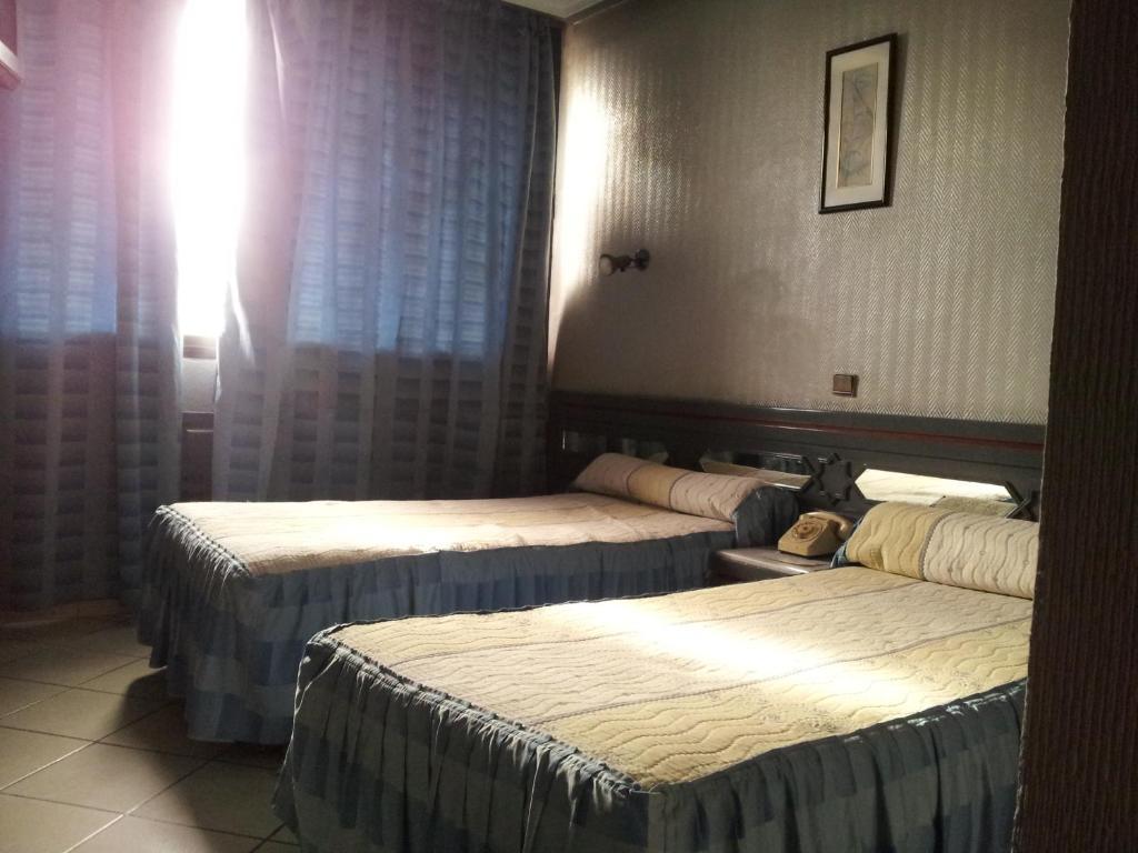Hotel La Giralda Nador Buitenkant foto